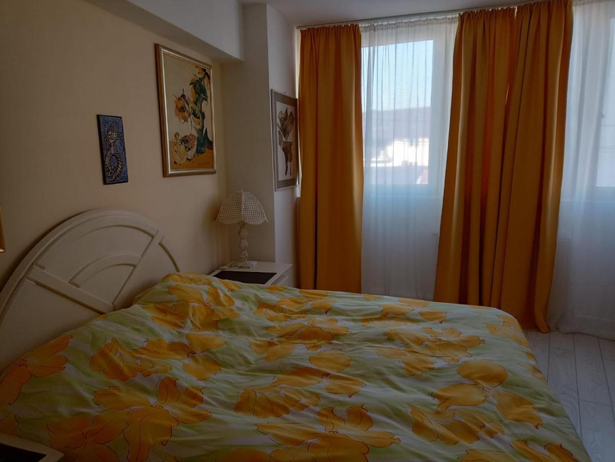 Two Bedroom Apartment Farmec 클루지나포카 외부 사진